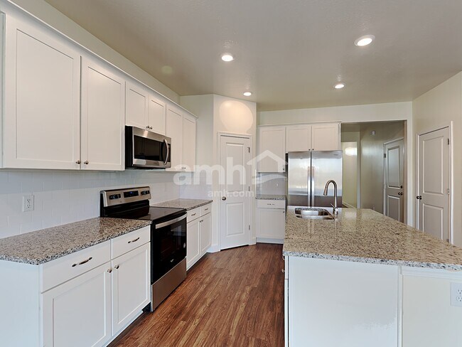 Foto del edificio - 1184 N Wagon Way