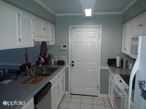 Building Photo - 119 Rolling Oaks Dr