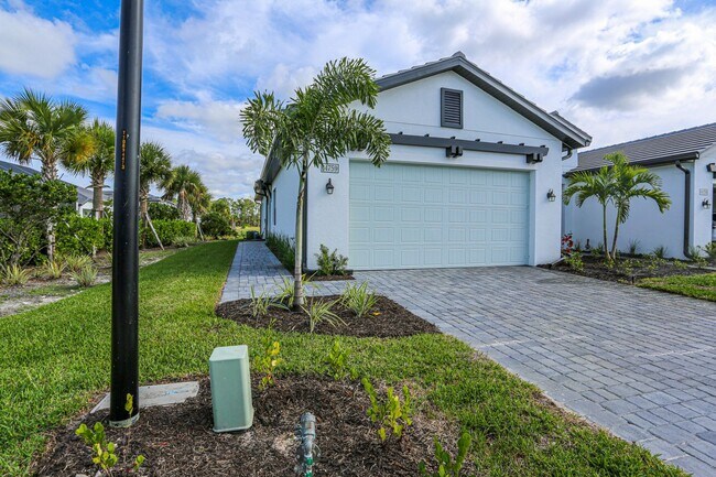 Building Photo - ***NEW CONSTRUCTION***3 BEDS/2BATHS***ABACO POINTE***FURNISHED SEASONAL***