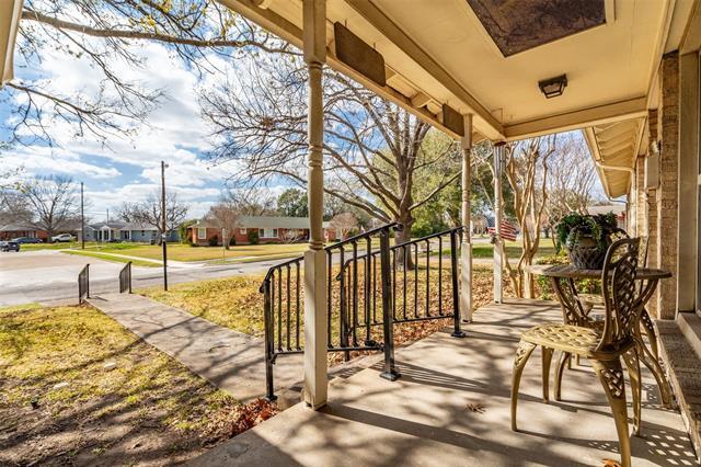 Foto del edificio - 1747 Mariposa Dr