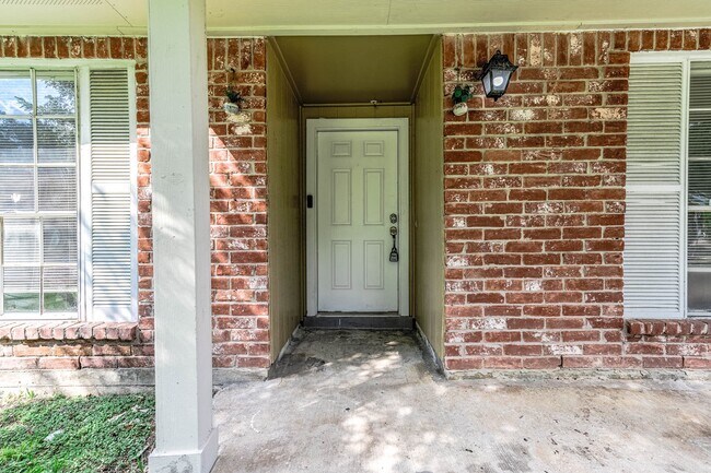 Foto del edificio - 13706 Towneway Dr