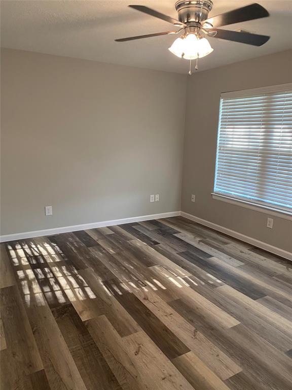 Foto del edificio - 615 S Cherry St