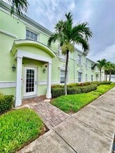 Building Photo - 5111 Coquina Key Dr SE