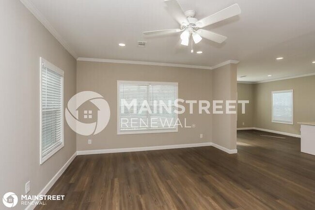 Building Photo - 1011 16TH AVE, ST PETERSBURG, FL 33705