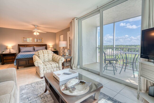Foto del edificio - 5600 Bonita Beach Rd SW