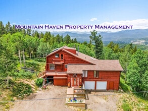 Building Photo - 204 Bristlecone Way