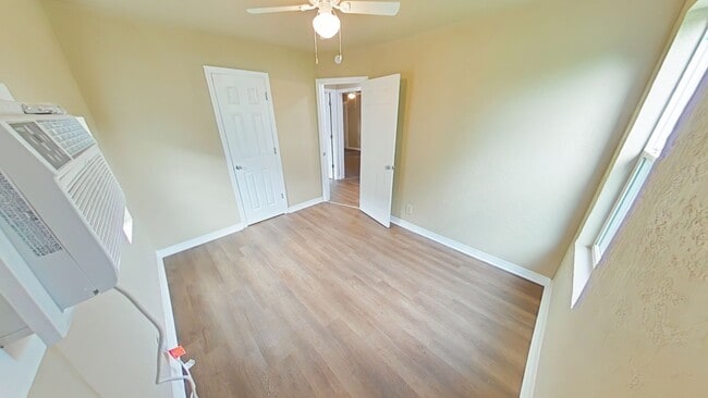 Foto del edificio - 1505 NW Smith Ave