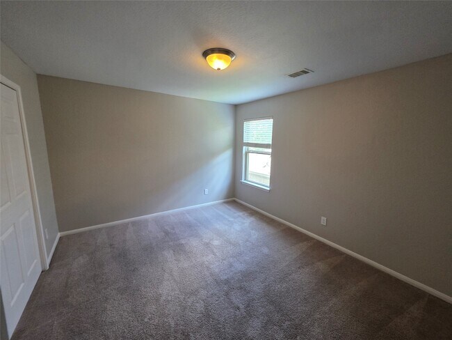 Foto del edificio - 4427 Garden Ridge Ct