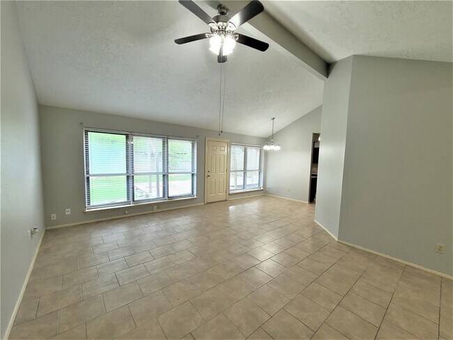 Building Photo - 21431 N Tangle Creek Ln