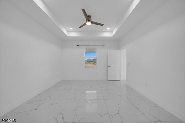 Foto del edificio - 325 Paulcrest Ave