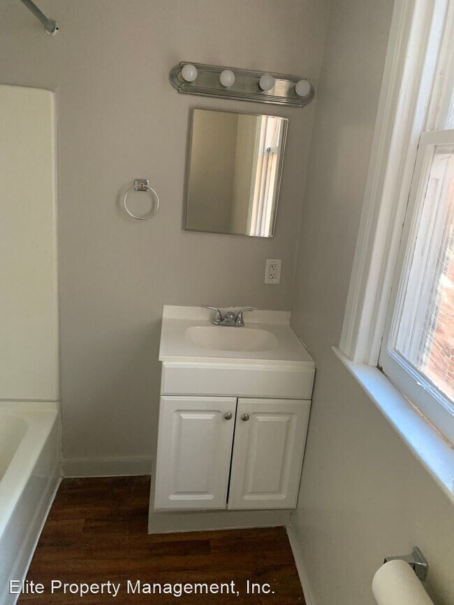 Building Photo - 1 br, 1 bath House - 843 Linden Avenue Apt #2