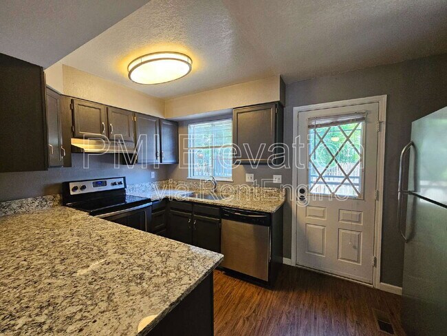 Foto del edificio - 8184 S Fillmore Cir