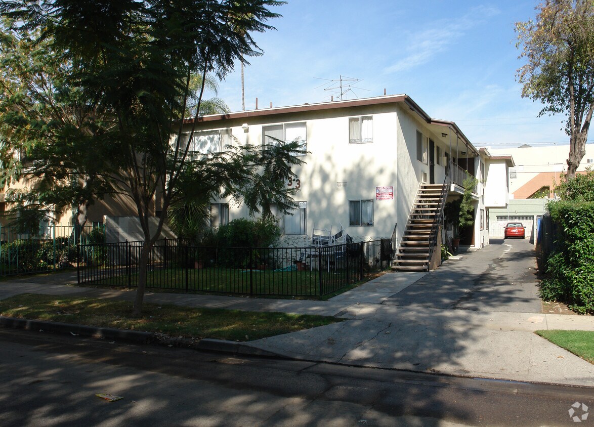 Primary Photo - 14133 Erwin St