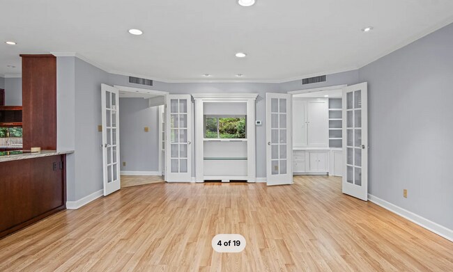 Building Photo - 4550 Warwick Blvd