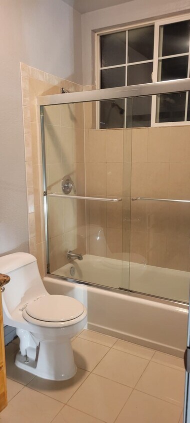 Bathroom - 435 C St