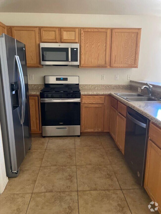 Apartments near Plaza Cornidez in Tucson, AZ Page 11