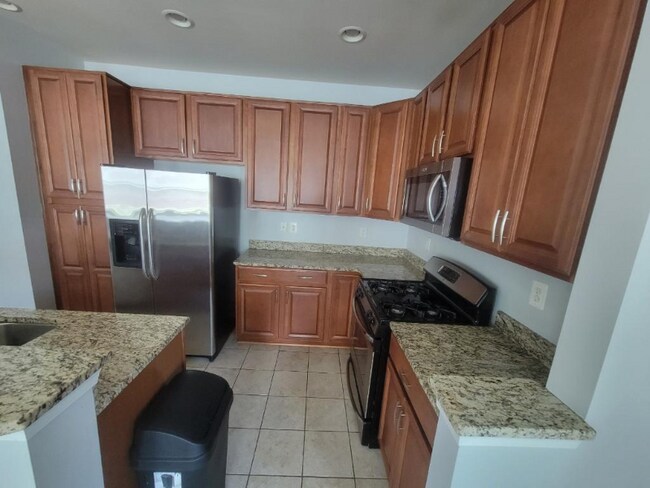 Foto del edificio - 5614 Virginia Ln