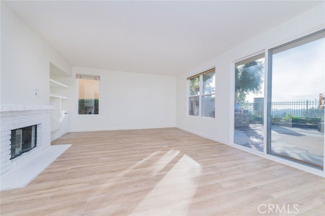 Building Photo - 15 Ravensridge