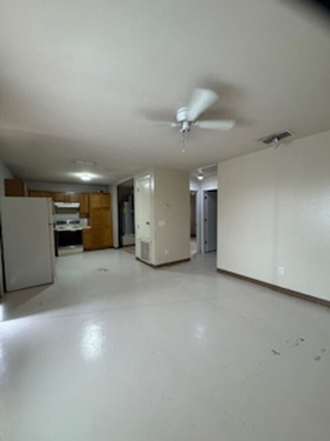 Foto del edificio - 2851 Highland Ave