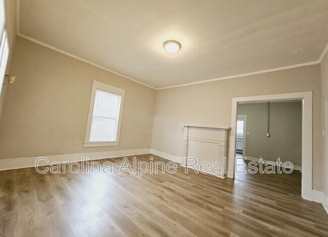 Building Photo - 805 Key St