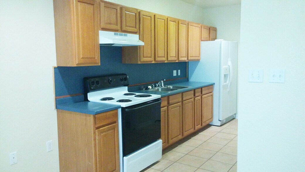 Primary Photo - 4601 E Rancier Ave