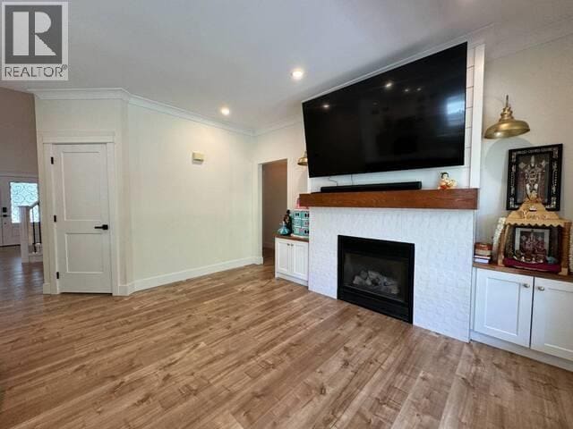 Photo du bâtiment - 23888-2117B 117b Ave