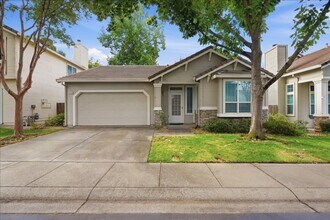 Building Photo - 374 Coventry Cir