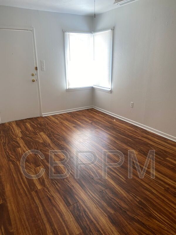 Foto del edificio - 2422 23rd St
