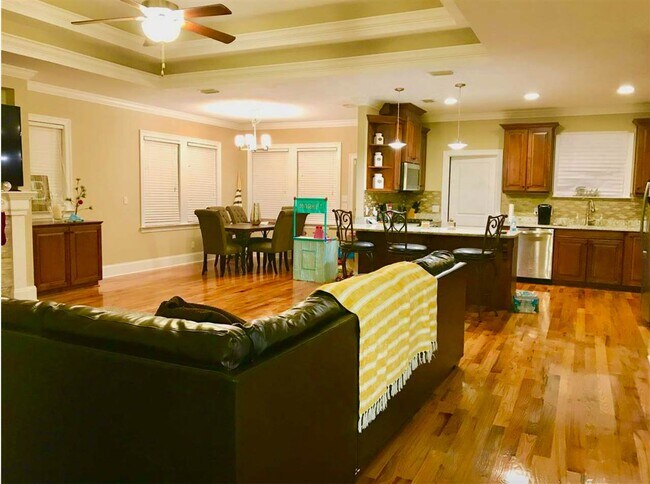 Foto del edificio - 2525 Lantana Ln