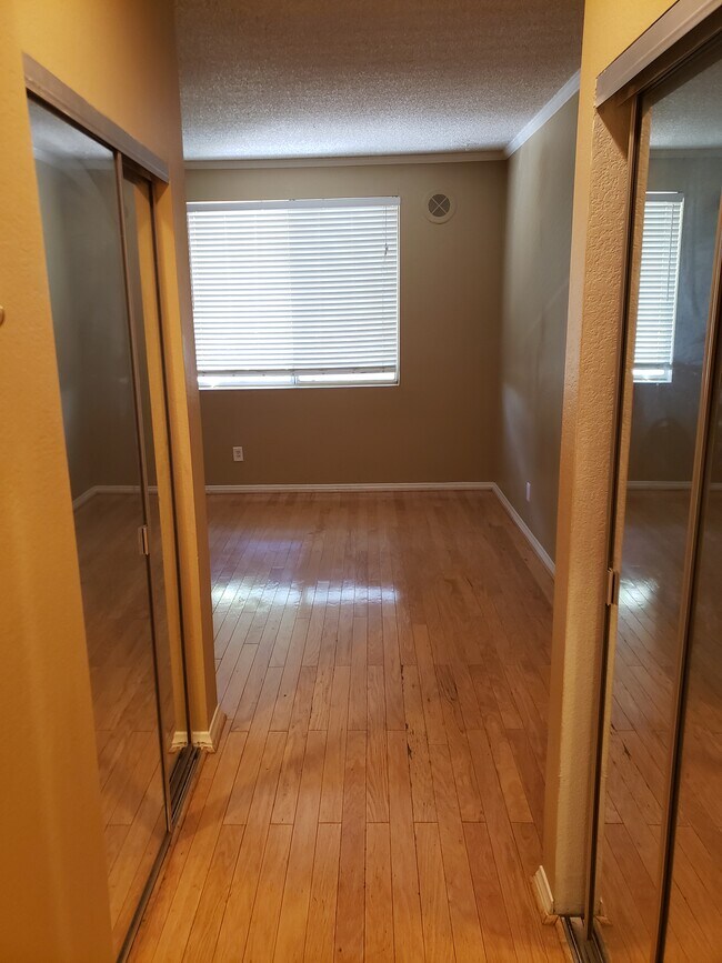 Foto del edificio - 2815 W Avenue K12 Ave