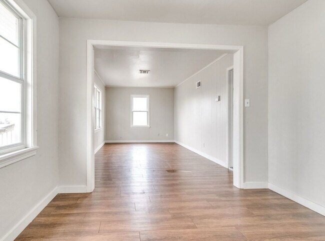 Foto del edificio - 7402 SE 15th St