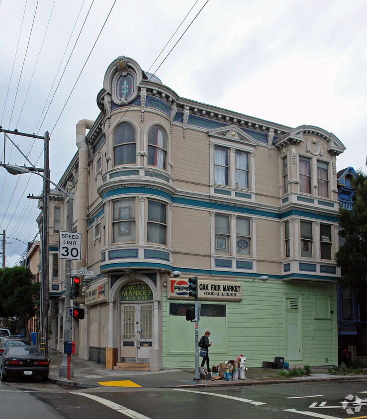 Foto del edificio - 985-989 Oak St