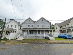 Building Photo - 305 Putnam St