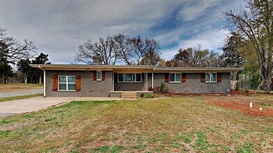 Building Photo - 1409 E Covell Rd
