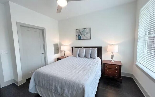 Foto del edificio - 679 Edgewood Ave NE