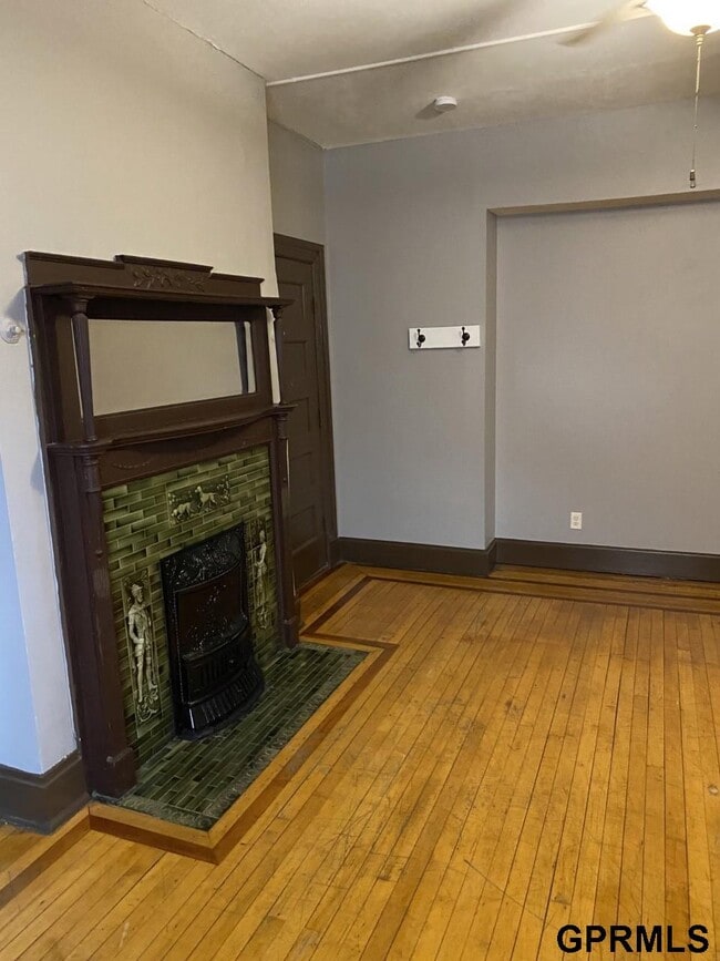 Building Photo - 1112 Park Ave