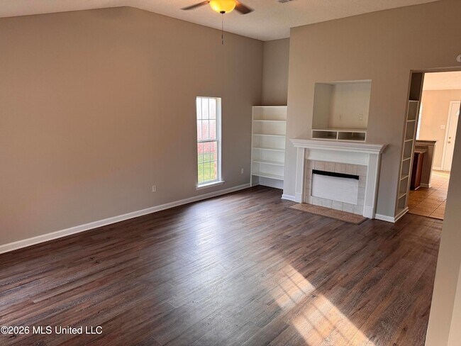 Foto del edificio - 5602 Kaitlyn Dr W