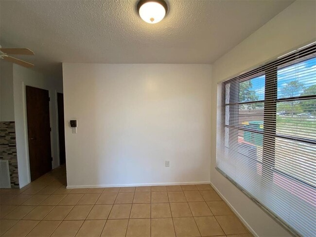 Foto del edificio - 3072 Seafarer Dr