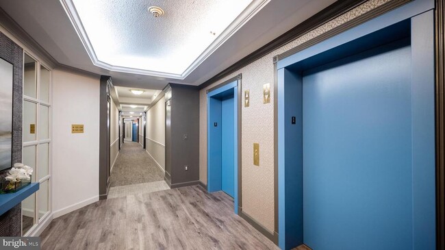Building Photo - 2901 S Leisure World Blvd