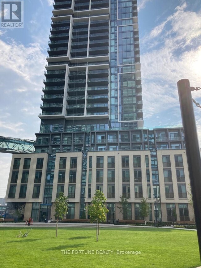 Building Photo - 7890 Jane St