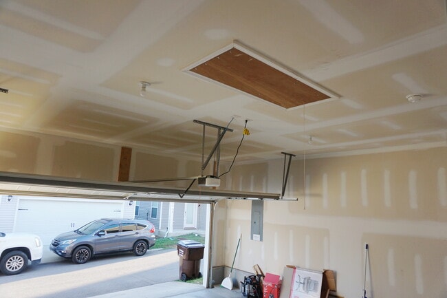 Photo - 2221 Silverton Dr House