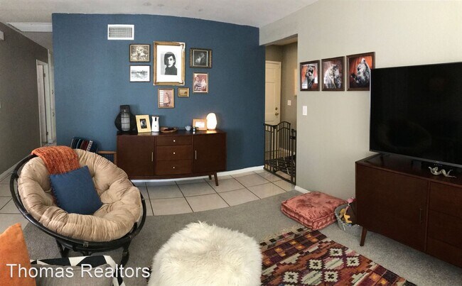 Foto del edificio - 3 br, 2 bath House - 2025 Montclair Street