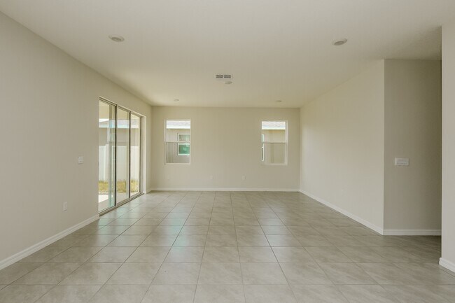 Foto del edificio - 519 Spotted Slipper Pl