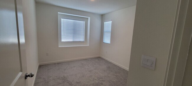 Building Photo - (BRAND NEW) 4/2.5 Elk Grove Home w/Solar! ...