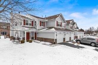 Building Photo - 831 Genesee Dr