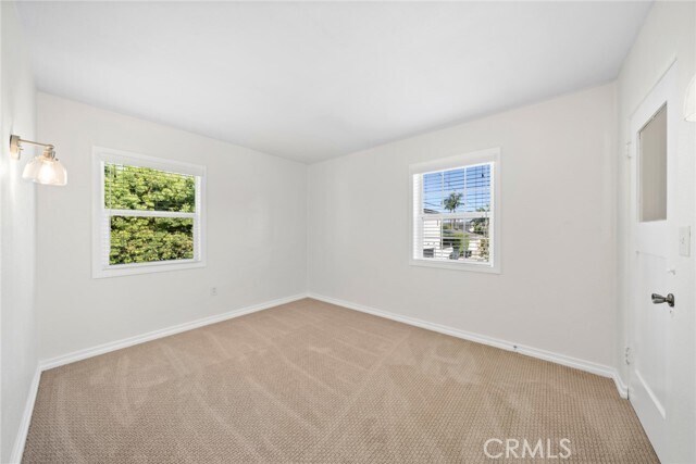 Building Photo - 465 Santa Ana Ave