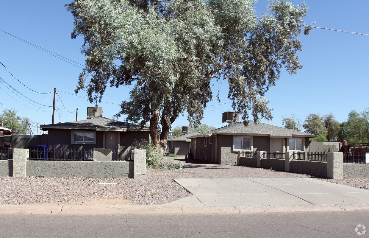 Primary Photo - 726 E Mobile Ln