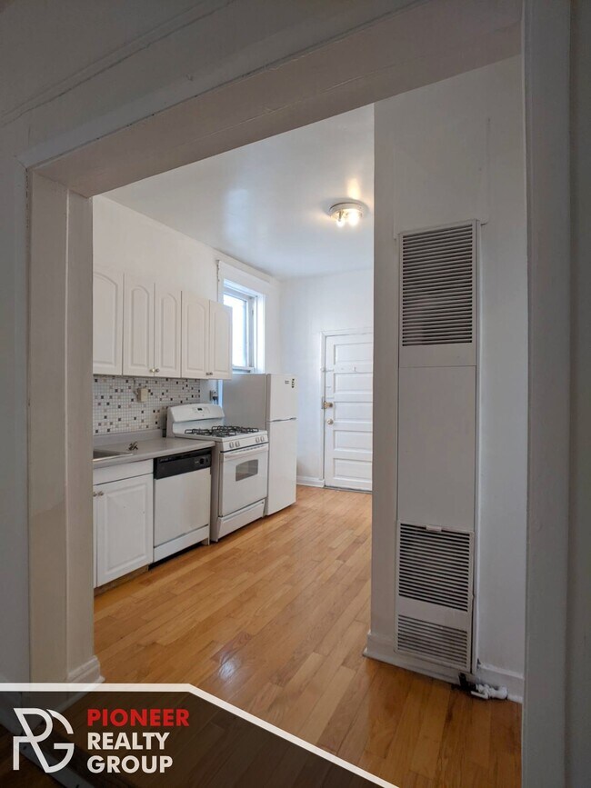 Foto del edificio - 3544 N Halsted St