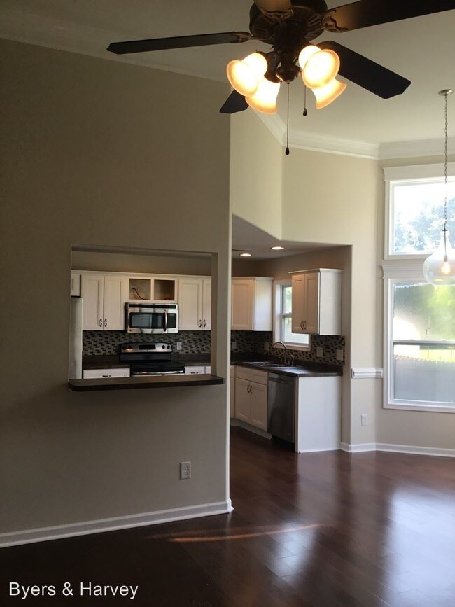 Building Photo - 3 br, 2.5 bath House - 1378 Bruceton Drive
