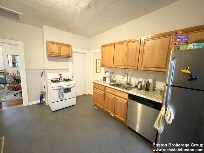 Foto del edificio - 8 Wave Ave